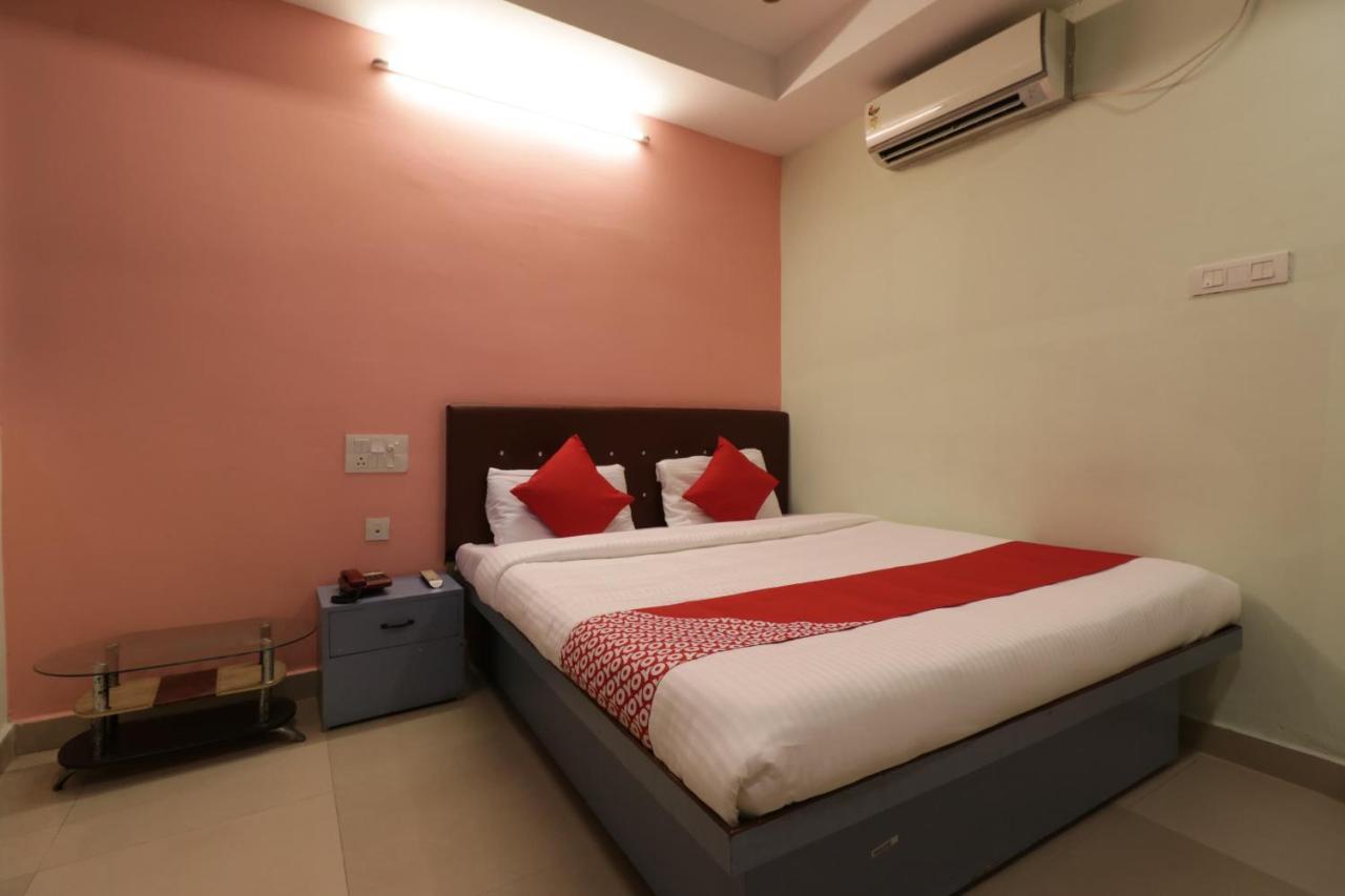Oyo 29259 Hotel Rama Royal Nellore Exterior photo